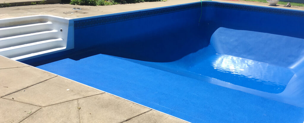 Inground pool vinyl liner